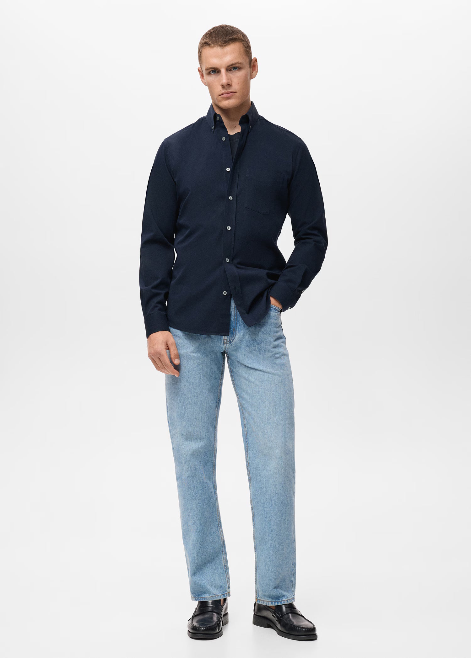 %100 pamuklu regular kesim cepli gömlek