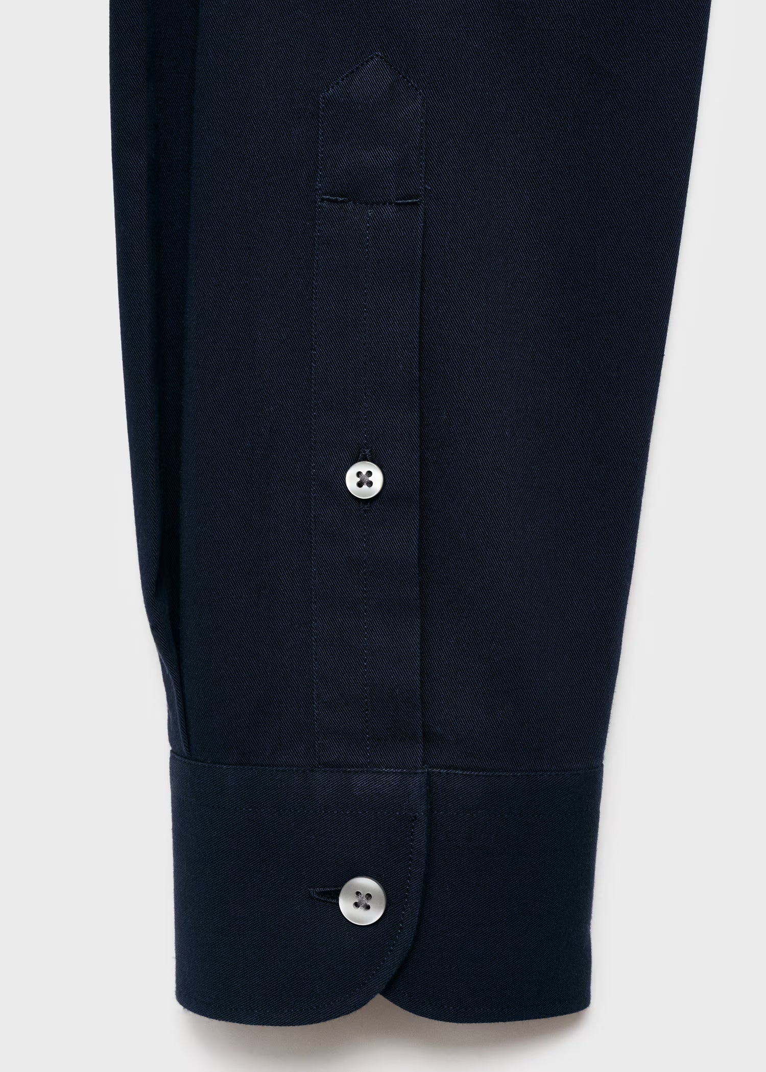 %100 pamuklu regular kesim cepli gömlek